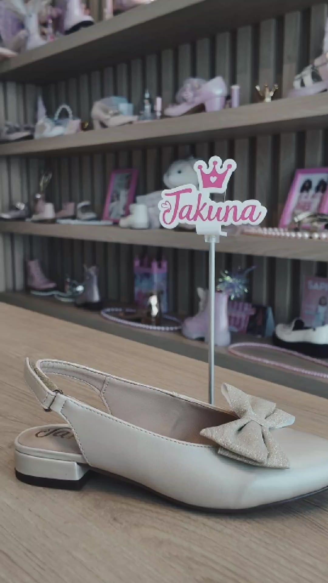 Balerina nacar con moño para niña - cómoda y elegante | Jakuna