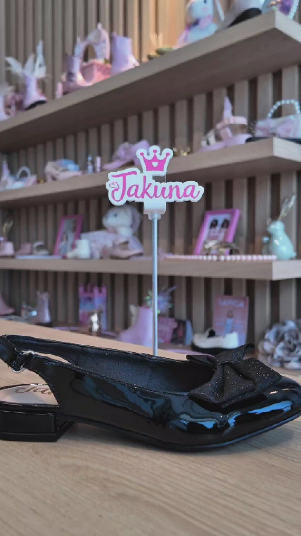 Balerina negra con moño para niña - cómoda y elegante | Jakuna